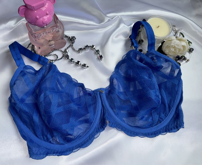 Неймовірно ніжний прозорий бюстгальтер з вишивкою george