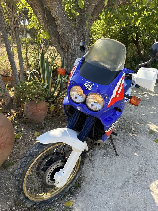 Honda Africa Twin 750 rd07