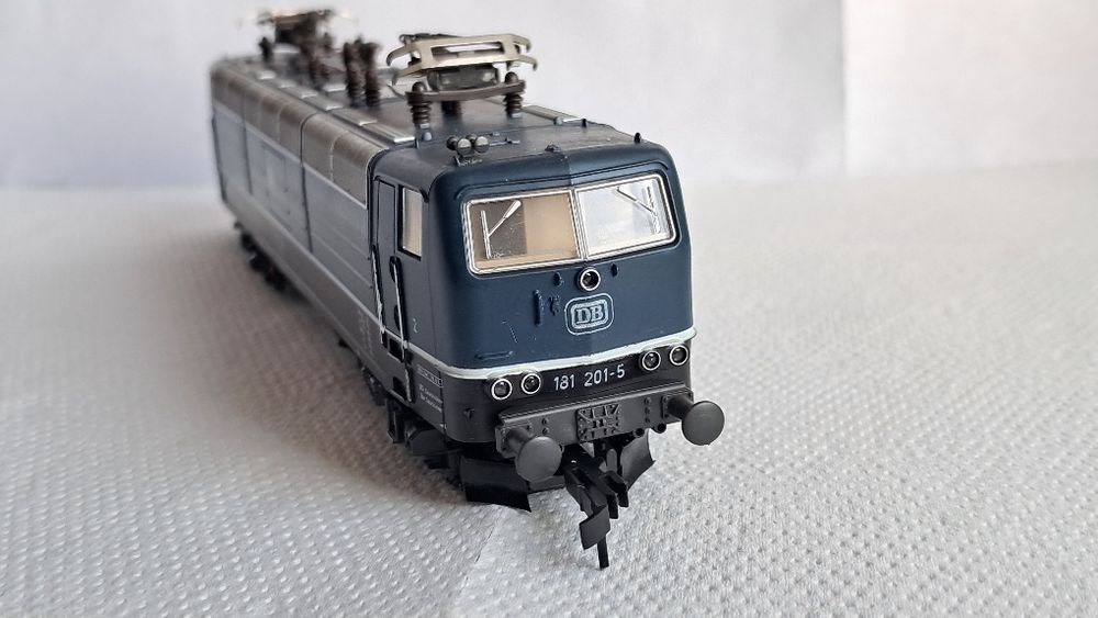 Lokomotywa H0 Roco BR 181