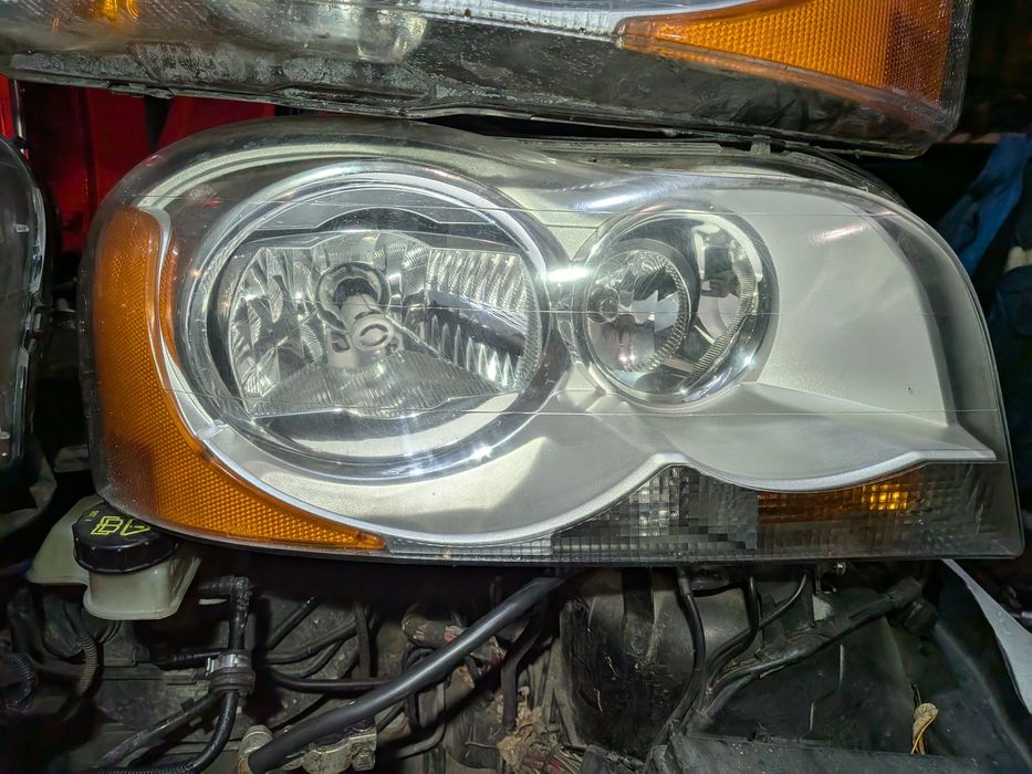 Фари передні ксенон галогени Volvo XC90 Вольво XC90