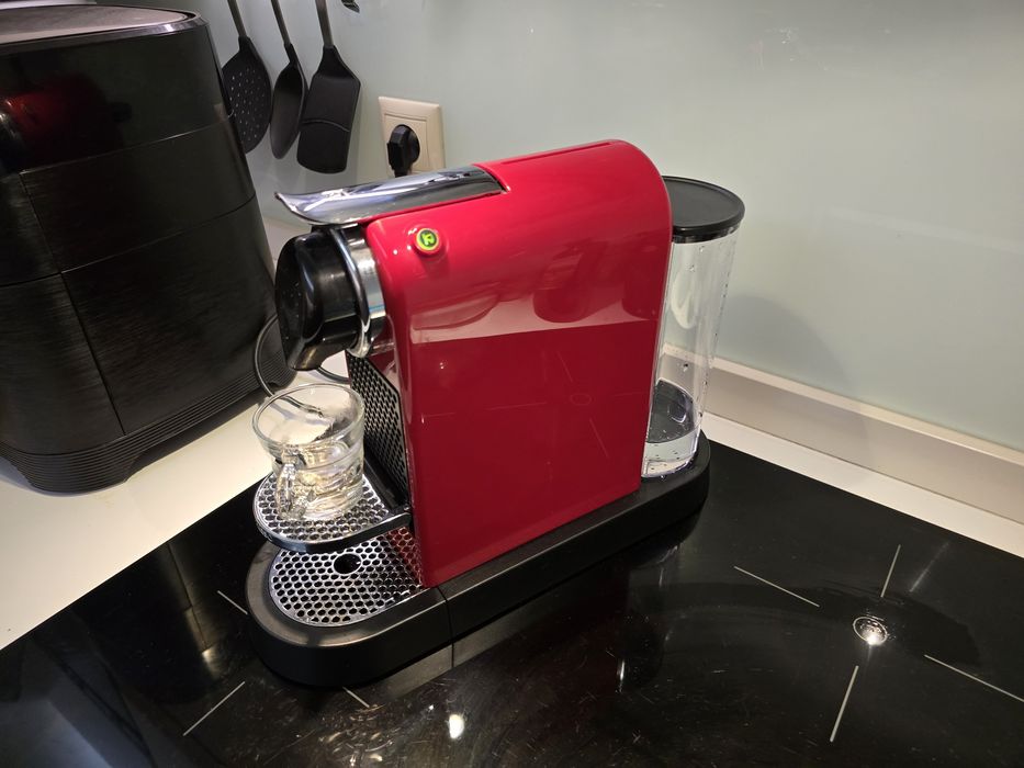 Máquina Nespresso Citiz