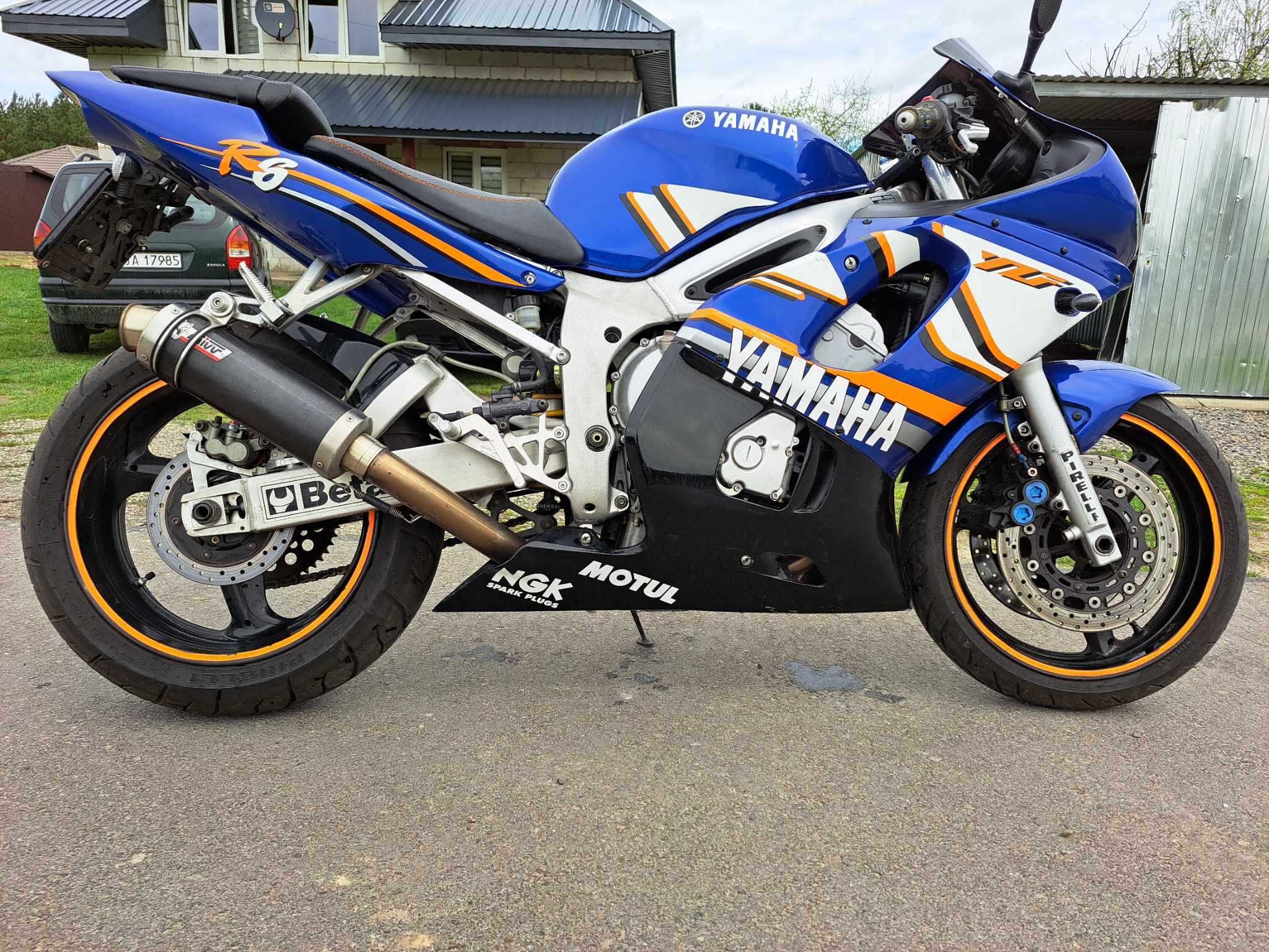 Yamaha R6 2001r.