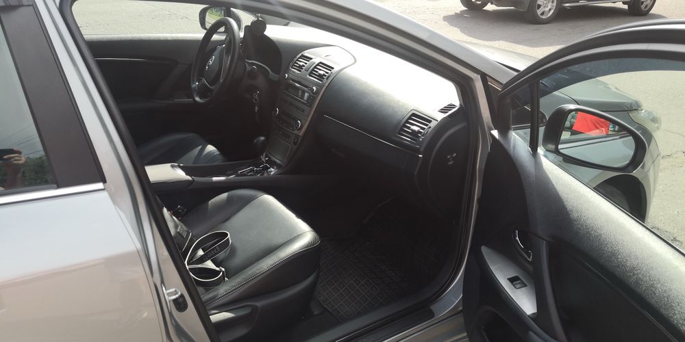 Toyota avensis T27 официал