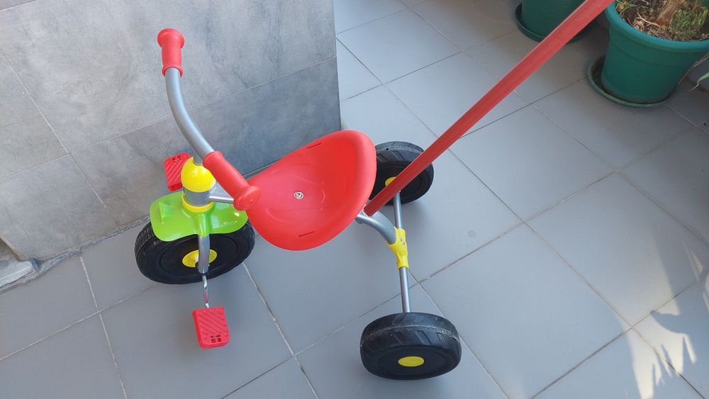 Triciclo para criança