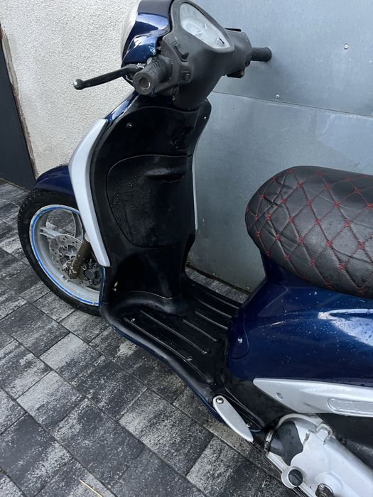 Скутер piaggio liberti