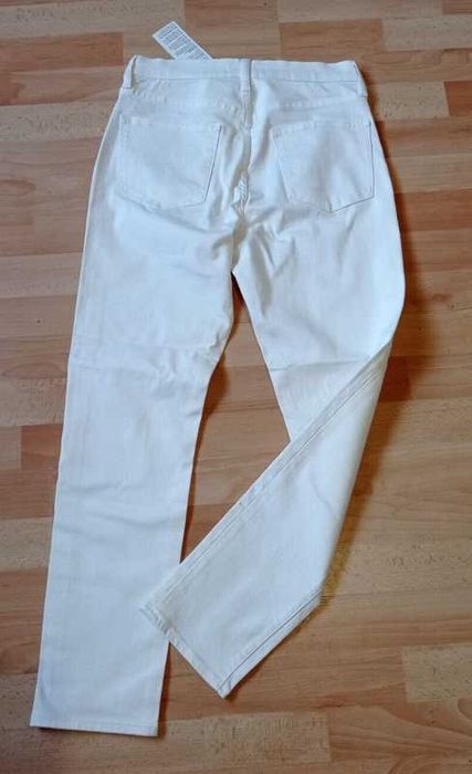 Uniqlo (Япония) Jeans джинсы модель *cigarette skinny* новые размер 27