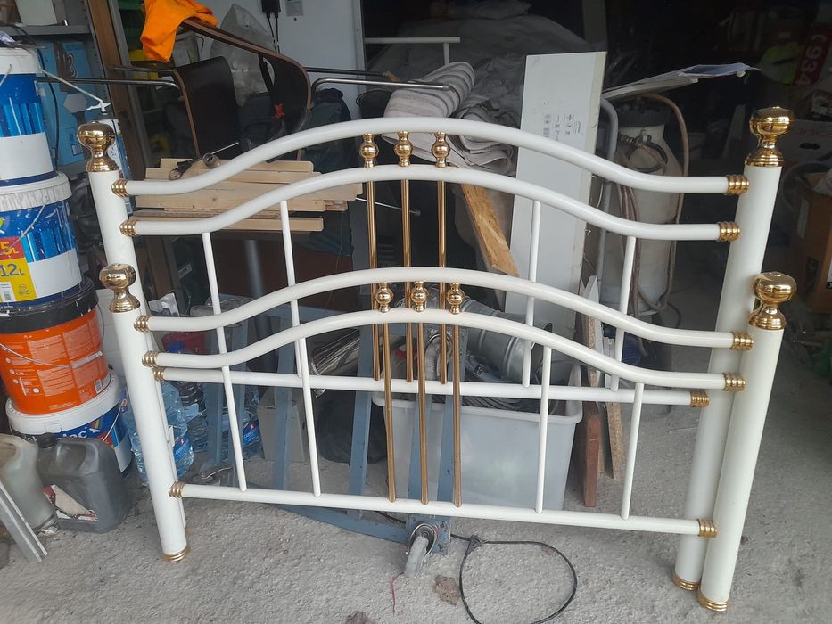 Vendo cama casal como nova