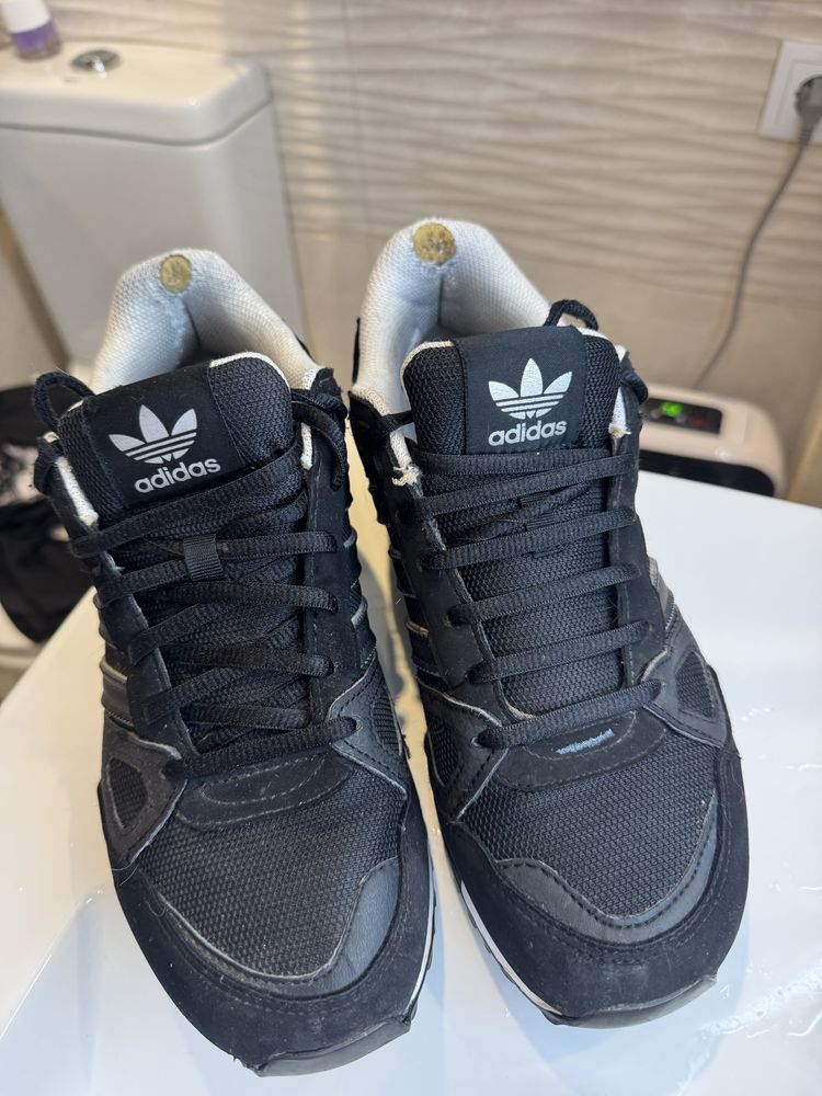 Tenis Adidas n42