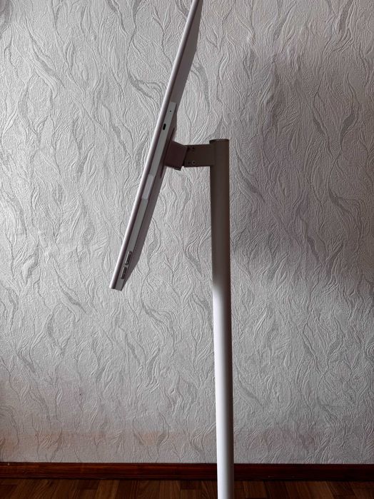 21,5 дюйм, великий сенсорний планшет (смарт екран), Андроїд (Android)