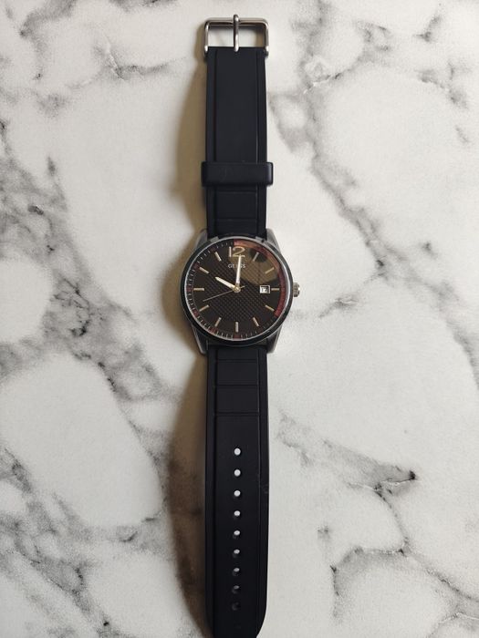 Zegarek Guess czarny