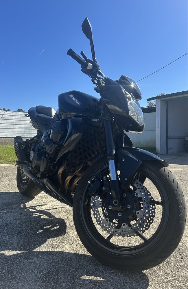 Kawazaki Z-750 black edition muitos extras