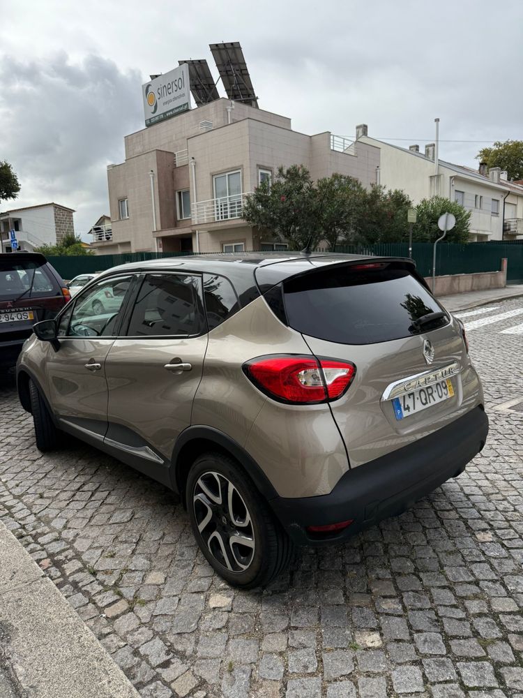 Renault Captur 1.5 dCi – 2015/12 – 166.000 km