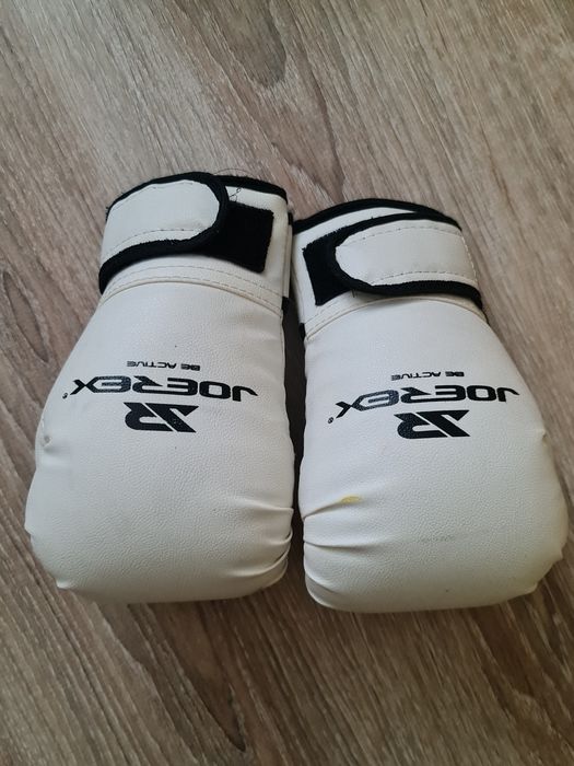 Бутси Nike Phantom 40 р рукавиці захист Venum Lev sport