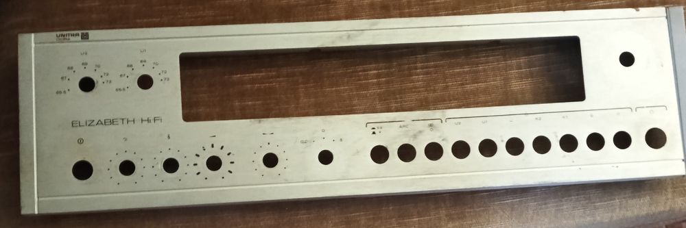 Aluminiowy panel przedni do radia Elizabeth Hi Fi