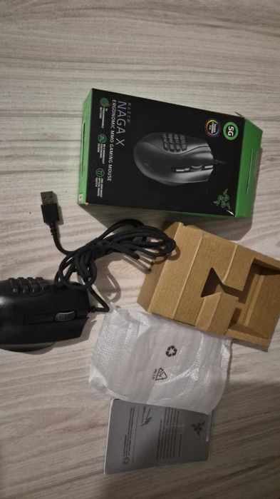 Sprzedam mysz Razer Naga X