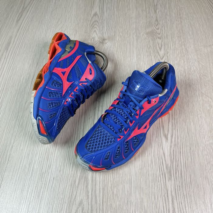 Волейбольные кроссовки Mizuno wave tornado x