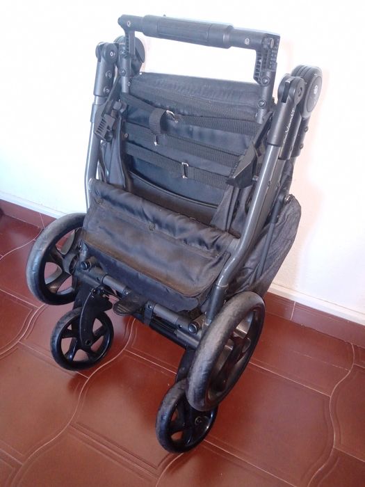 Carrinho Bebé NIU em Excelente Estado - Conforto e Estilo - COMO NOVO!