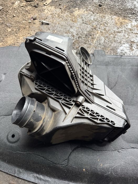 Корпус повітряного фільтра Audi Q5 2015 usa