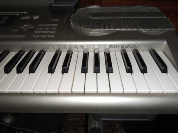 Продам синтезатор Cassio Wk-3300, в идеальном состоянии