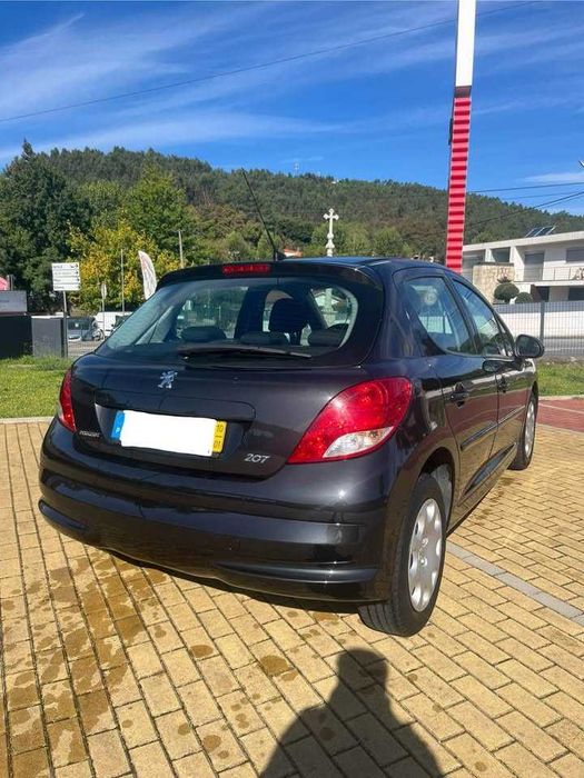 Peugeot 207 1.4 (2010)