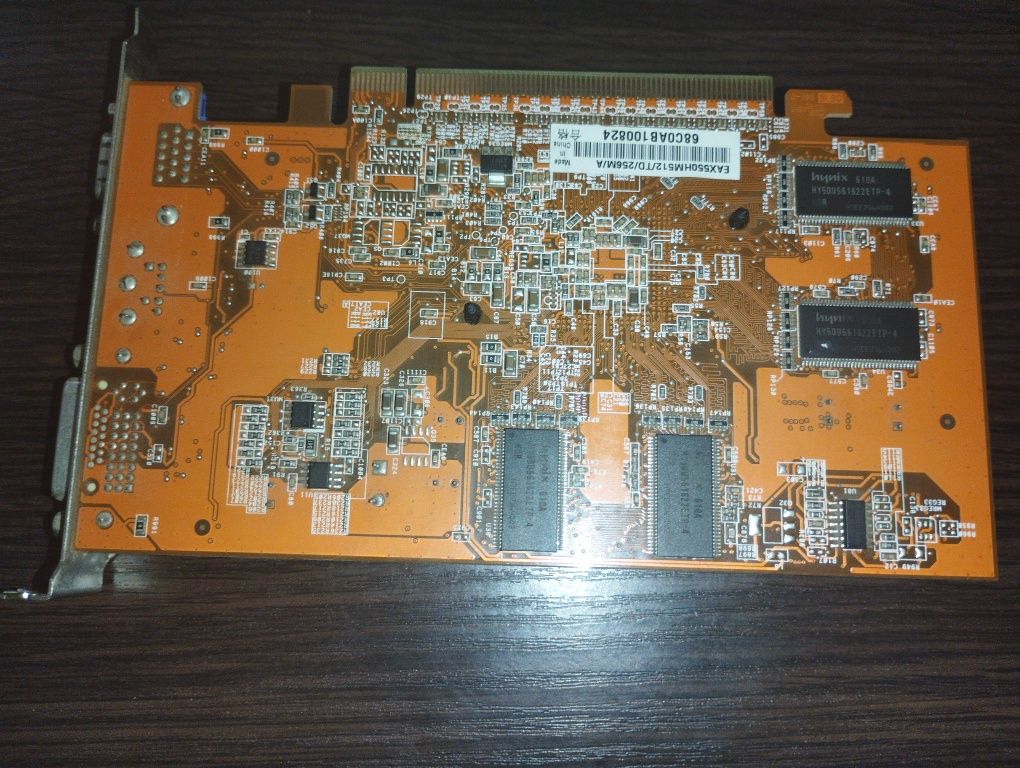 Видеокарта АTI RADEON X550 256mb PCI-E