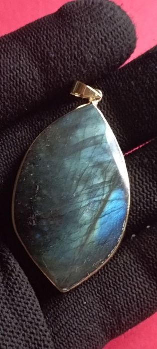 Кулон с натуральным камнем Лабрадор