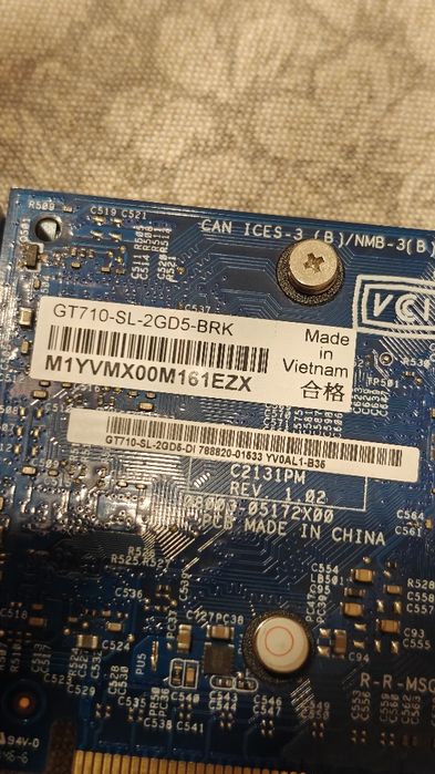 Placa gráfica Asus GeForce GT 710