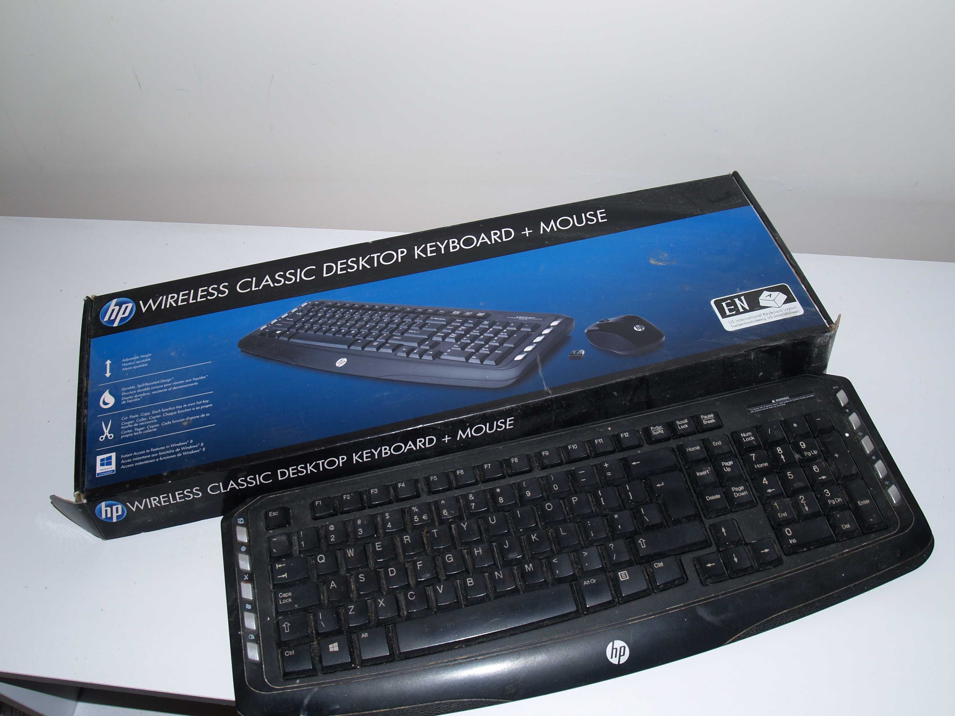 Klawiatura bezprzewodowa HP Wireless Classic Desktop