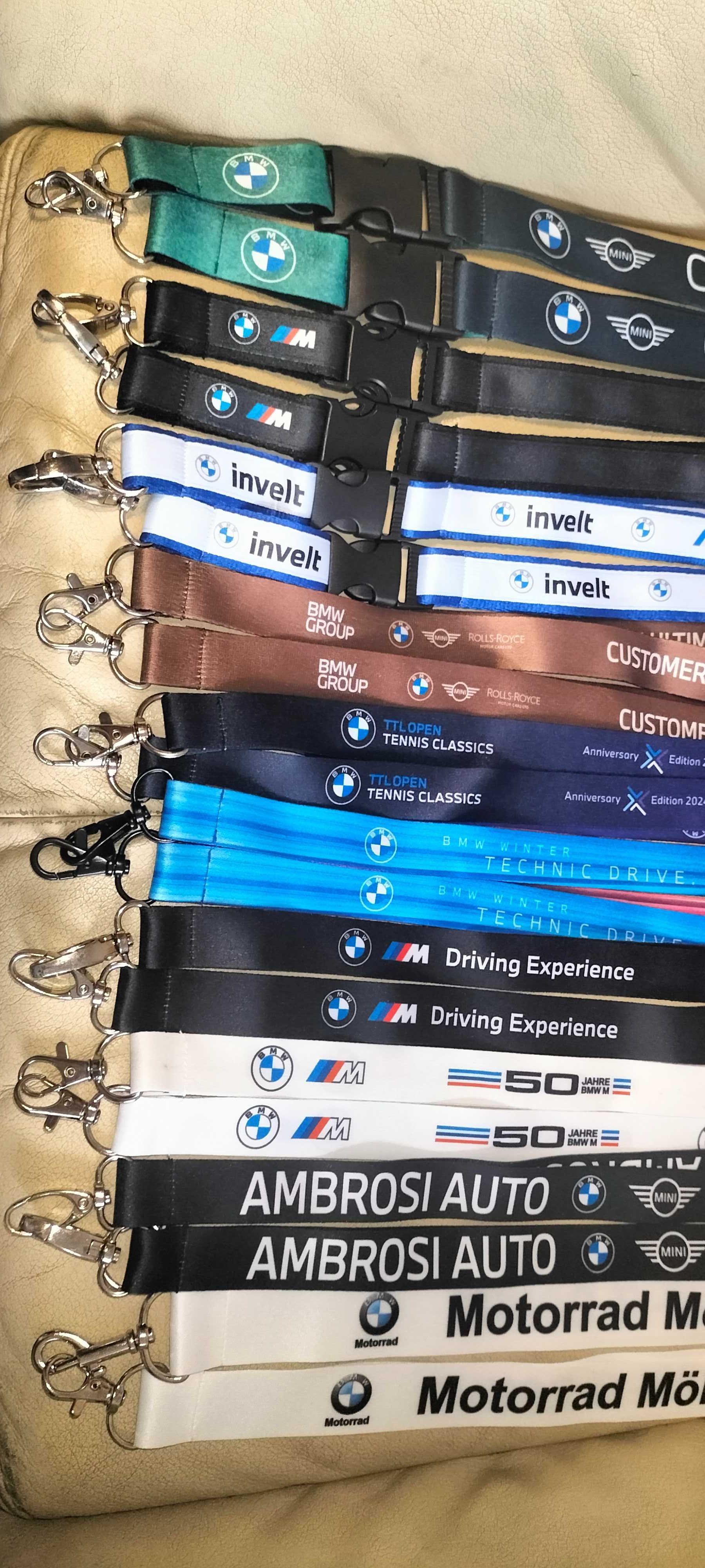 Smycz BMW do kluczy, telefonu lub czegoś innego