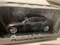 Porsche Panamera Turbo Executive 1/43 Herpa