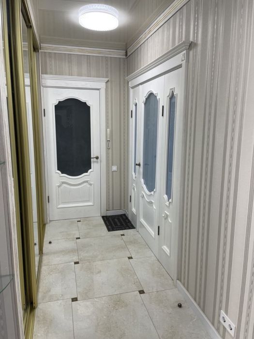 Продаж квартири з євроремонтом вул. Залізнична