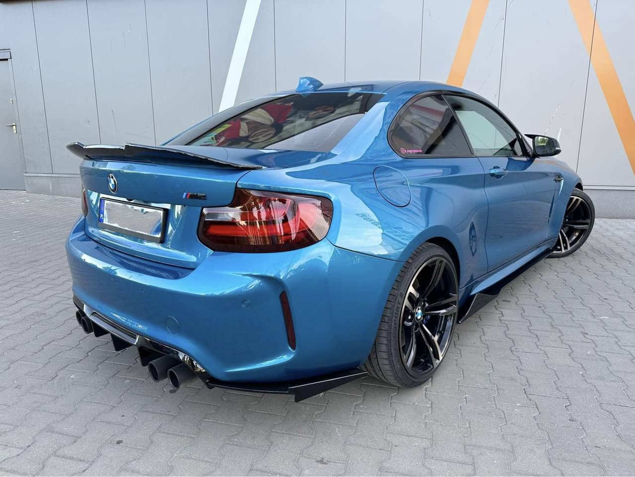 BMW F87 M2 Boczne Dokładki Progów Splittery Podproża Czarny Połysk