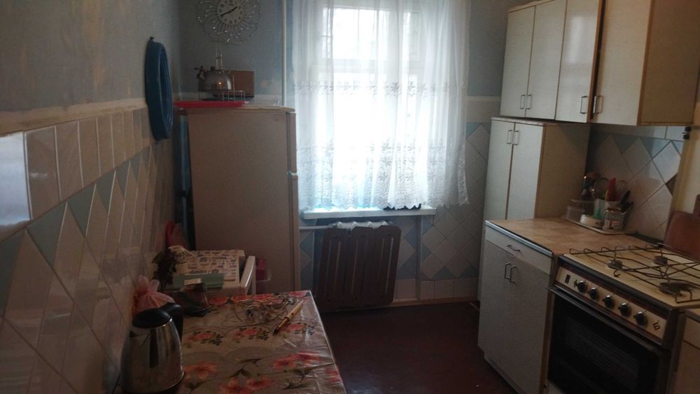 Кімната Пасічна(проживання без господарів)закр.на ключ для дівчини+к.п