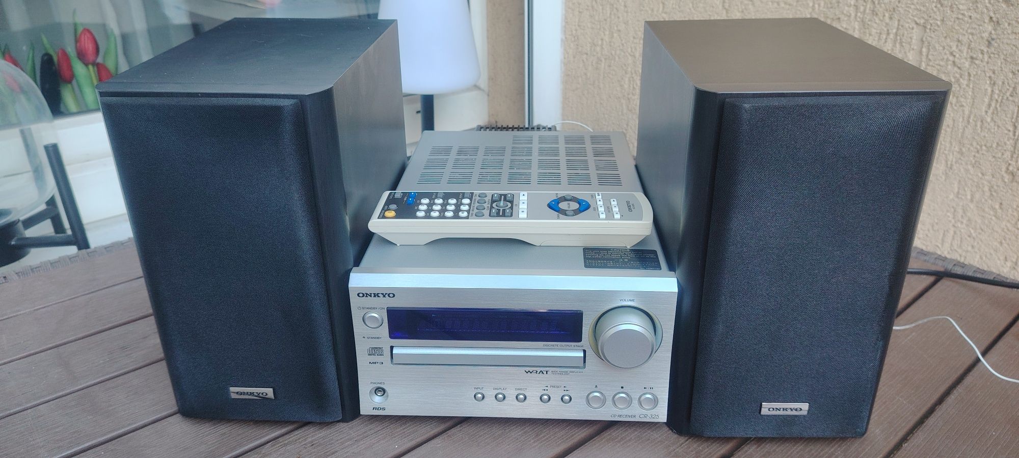 Wieża onkyo CR 325 z pilotem