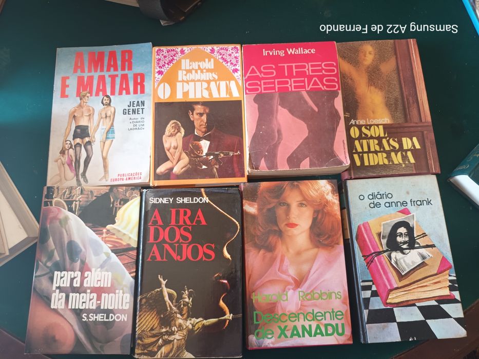 Vendo vários livros