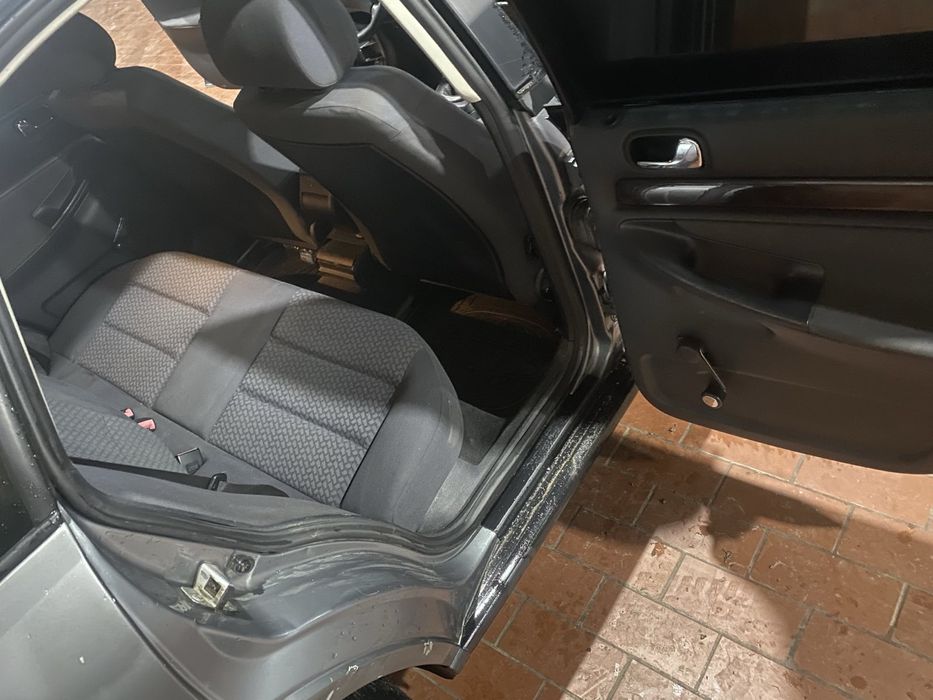 Ауді А4 Б5 1.6 MPI