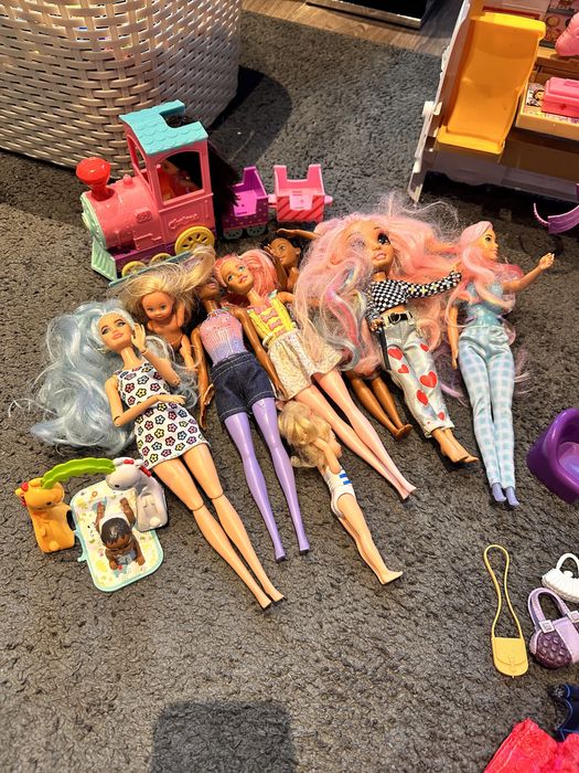 Barbie i akcesoria, karetka