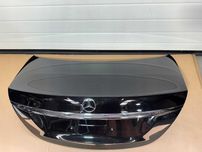 Mercedes w213 крышка багажника седан универсал