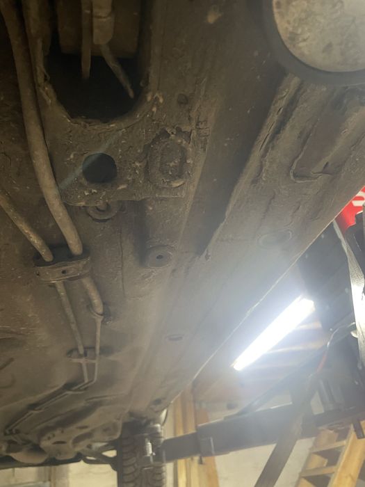 Ауди а6с4 2.5tdi 103kw