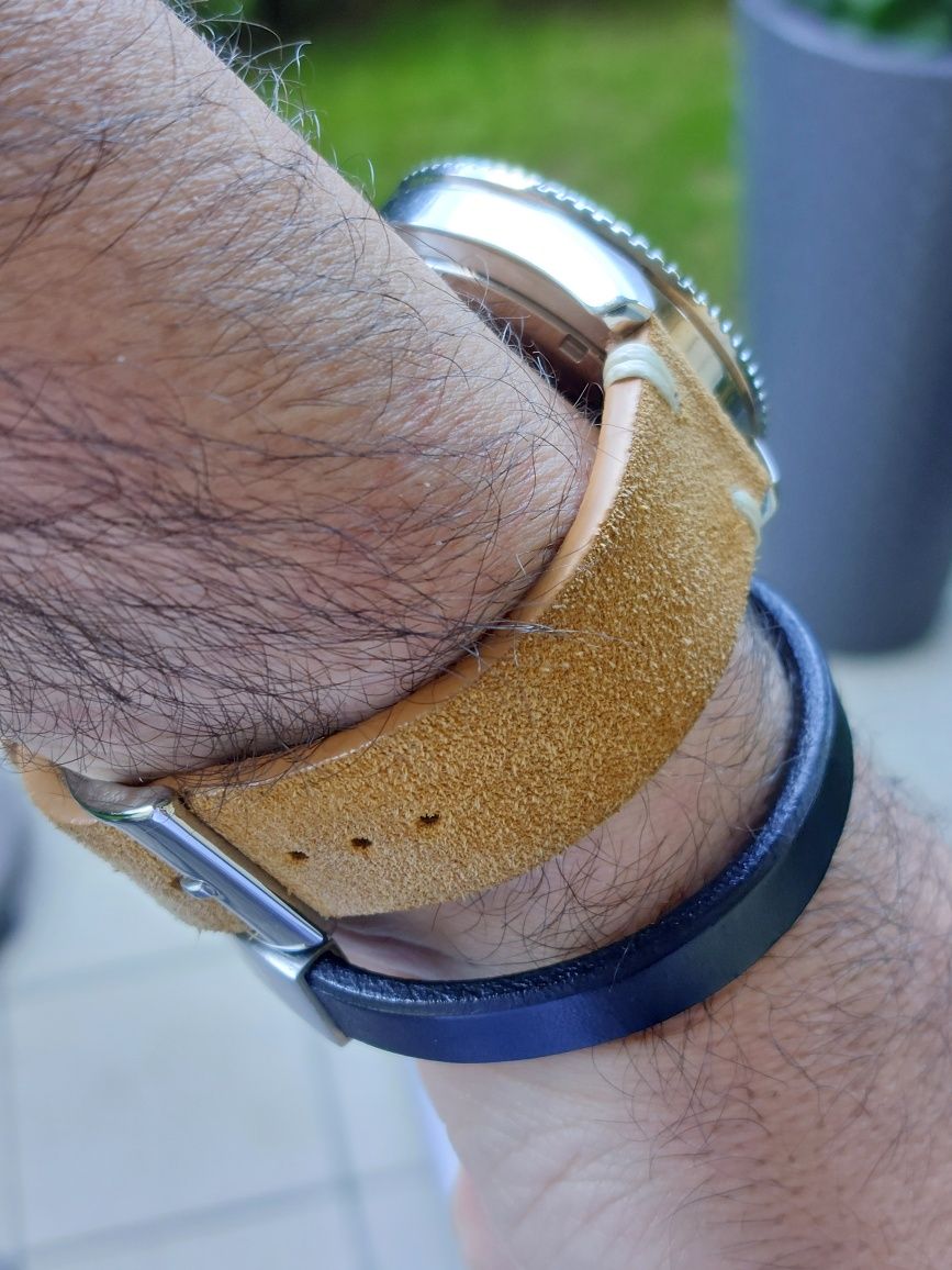 Zegarek diver Casio MDV-107 Duro
