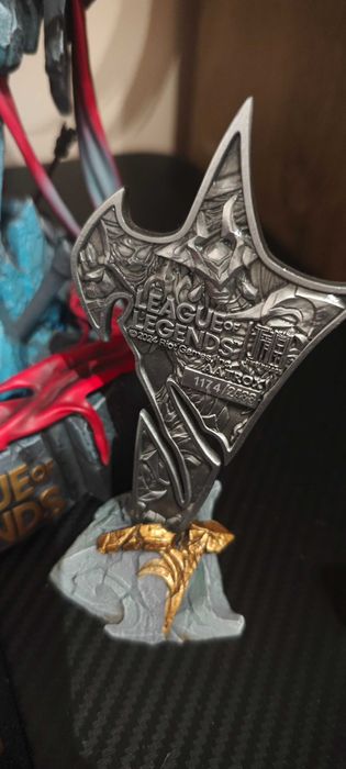 Figurka League of Legends 1:6 AATROX