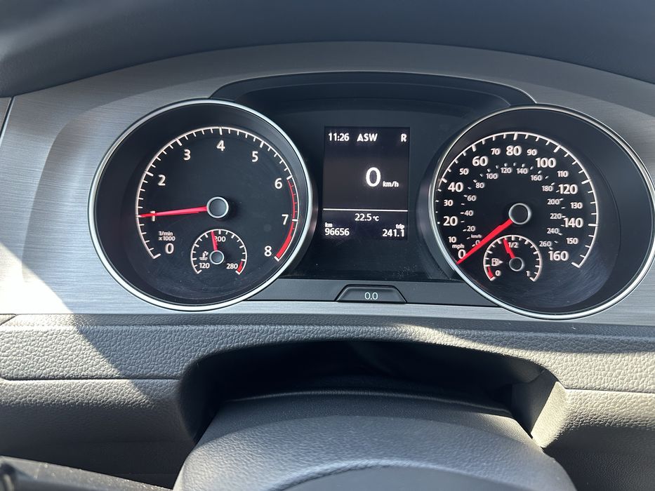 VW Golf 7  2016 1,8 турбо