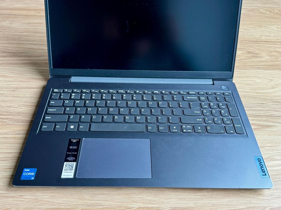 Lenovo IdeaPad 3 15ITL6 i3 / 8GB / 512GB SSD - do pracy i nauki