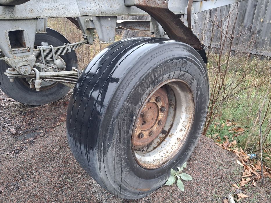 Прицеп зіл.камаз.