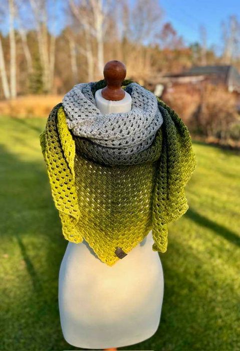 Chusta, ręcznie robiona, duża. Świetny pomysł na prezent świąteczny