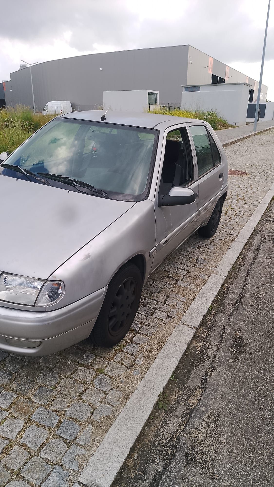 Saxo 1.1 exclusive 140000km