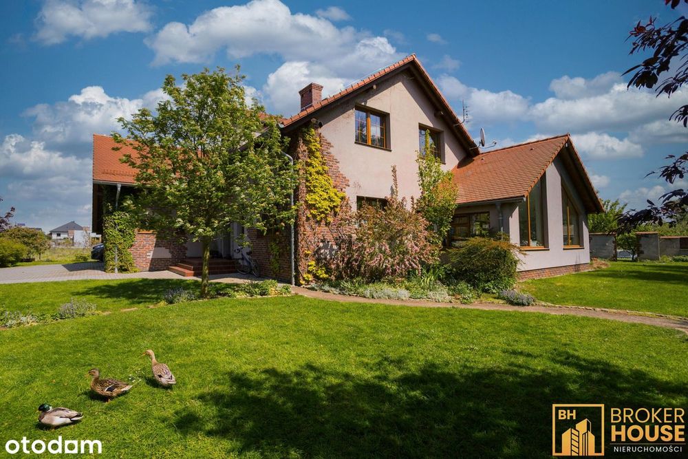 Wyjątkowy dom na dużej działce- Ciepielowice