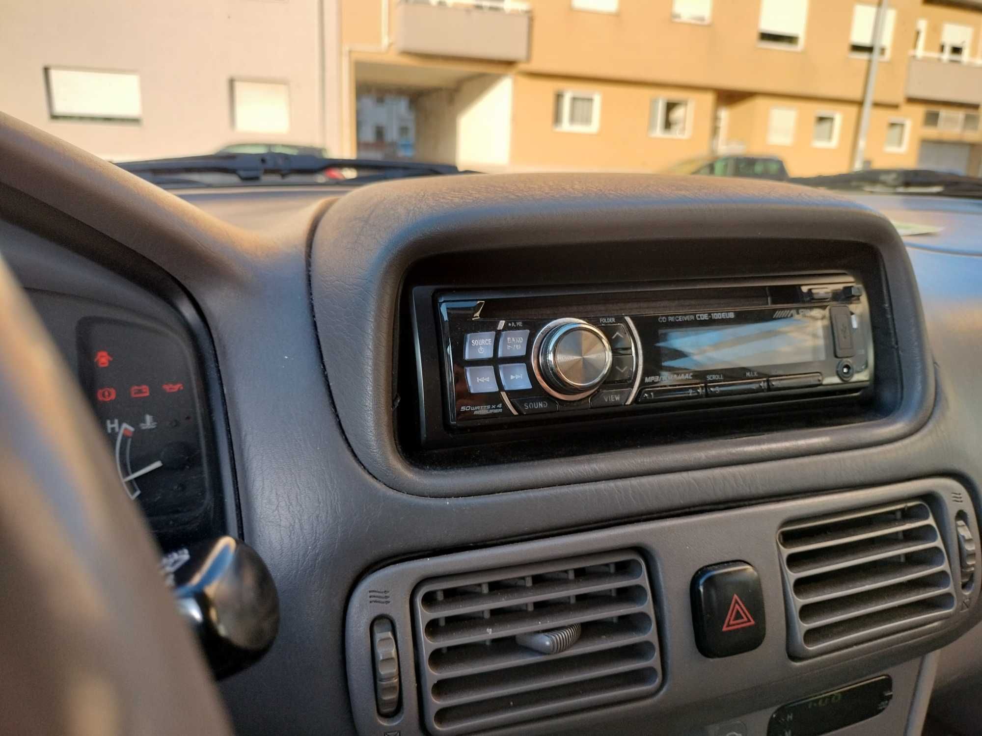 Toyota STAR-VAN 2.0 com A/C