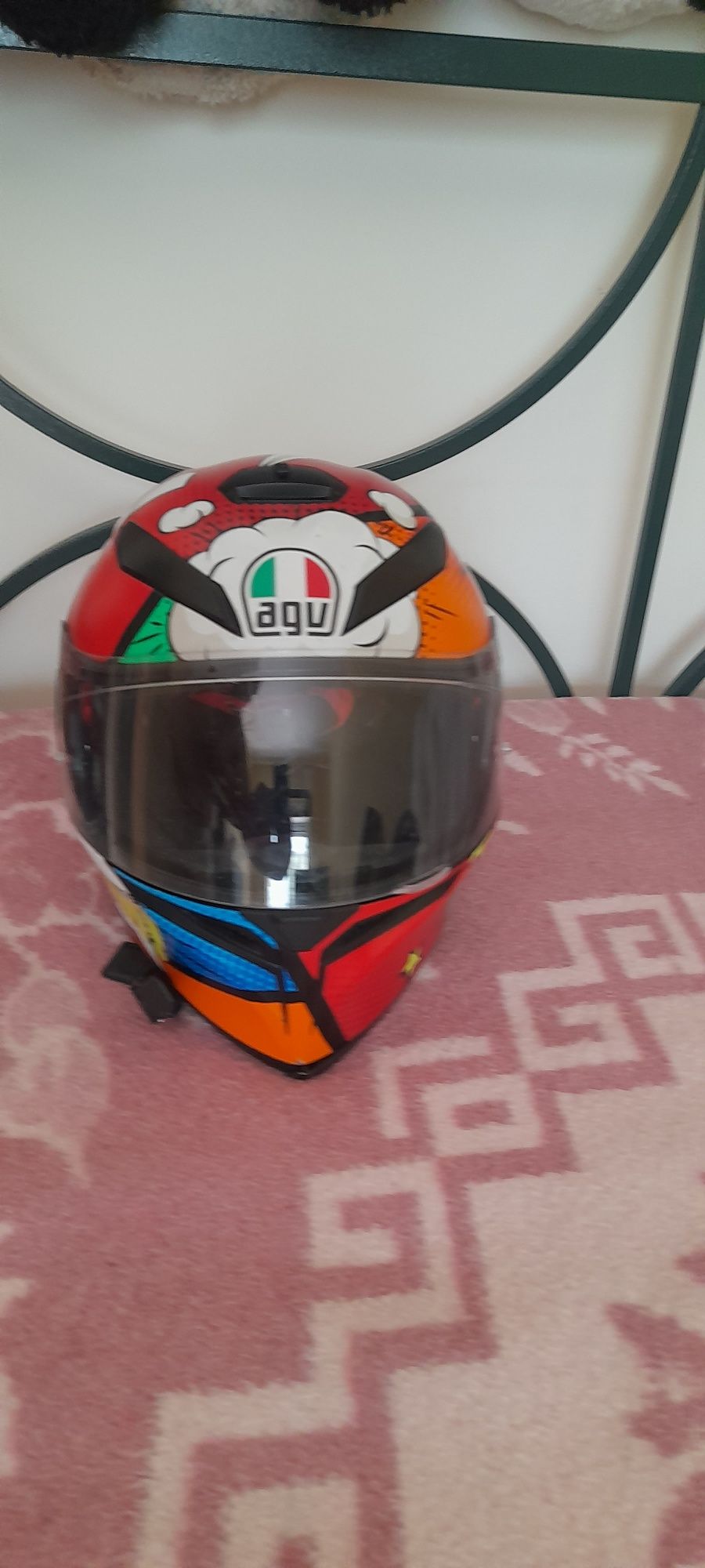Capacetes 1 AGV, 1 ACERBIS