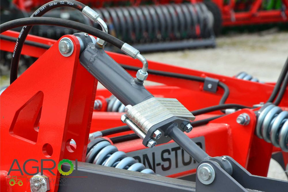 Agregat bezorkowy 2,5m APOC podorywkowo-orkowy 3,0m daszkowy Euro-Masz